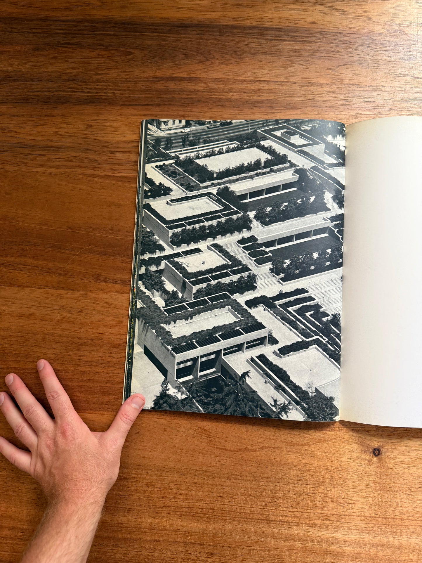 Ford Foundation Foundation and Oakland Museum. Global Architecture GA