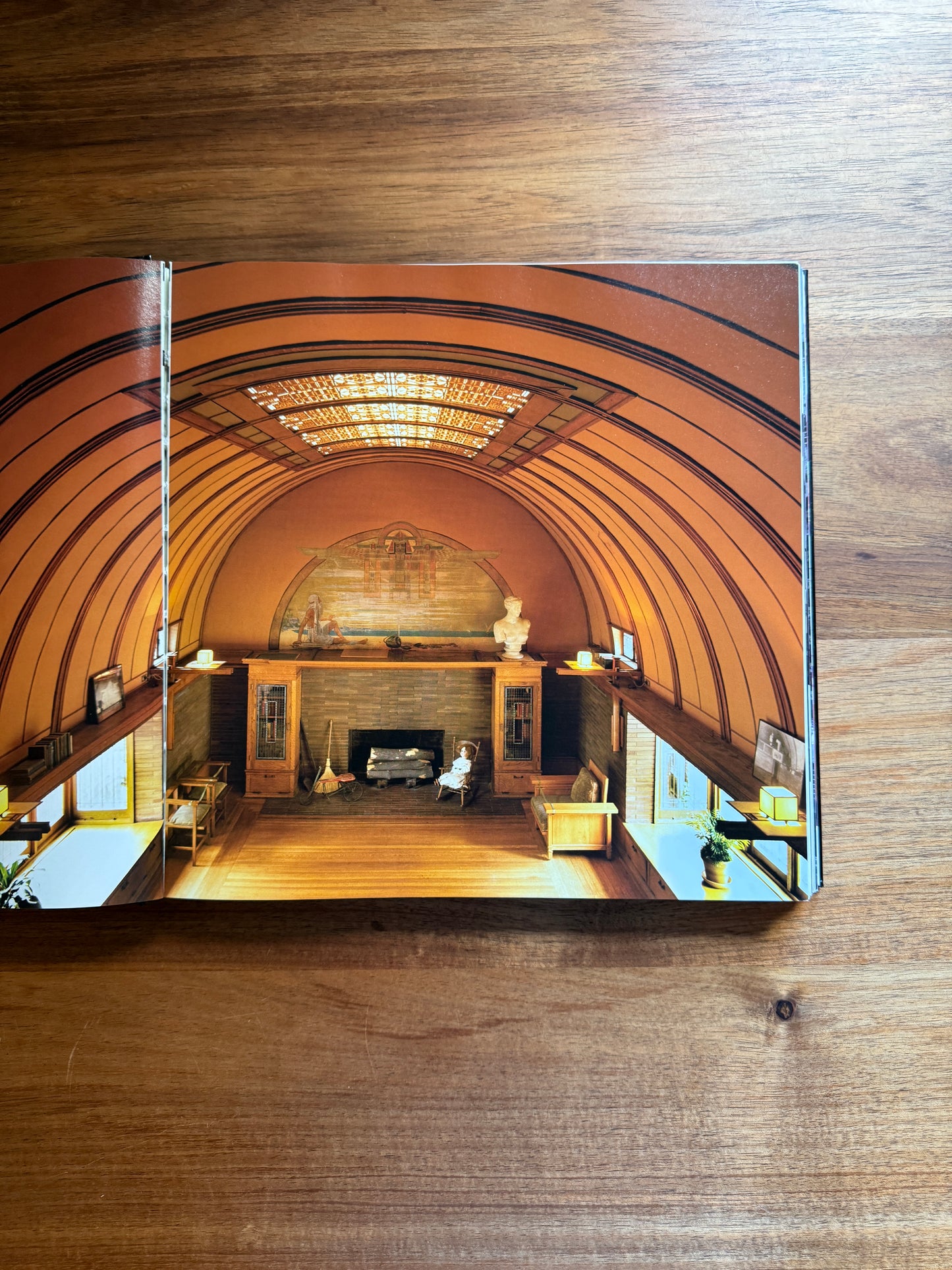 Frank Lloyd Wright: The Rooms