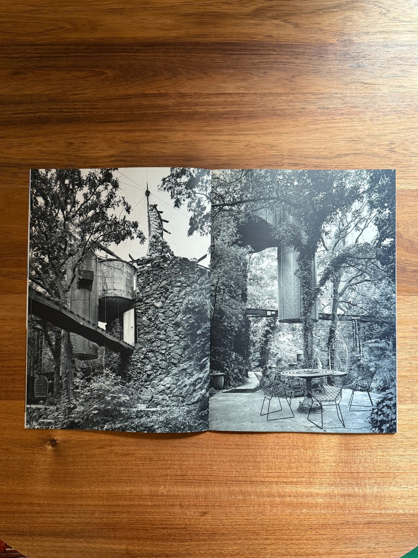 Bruce Goff. Global Architecture GA33
