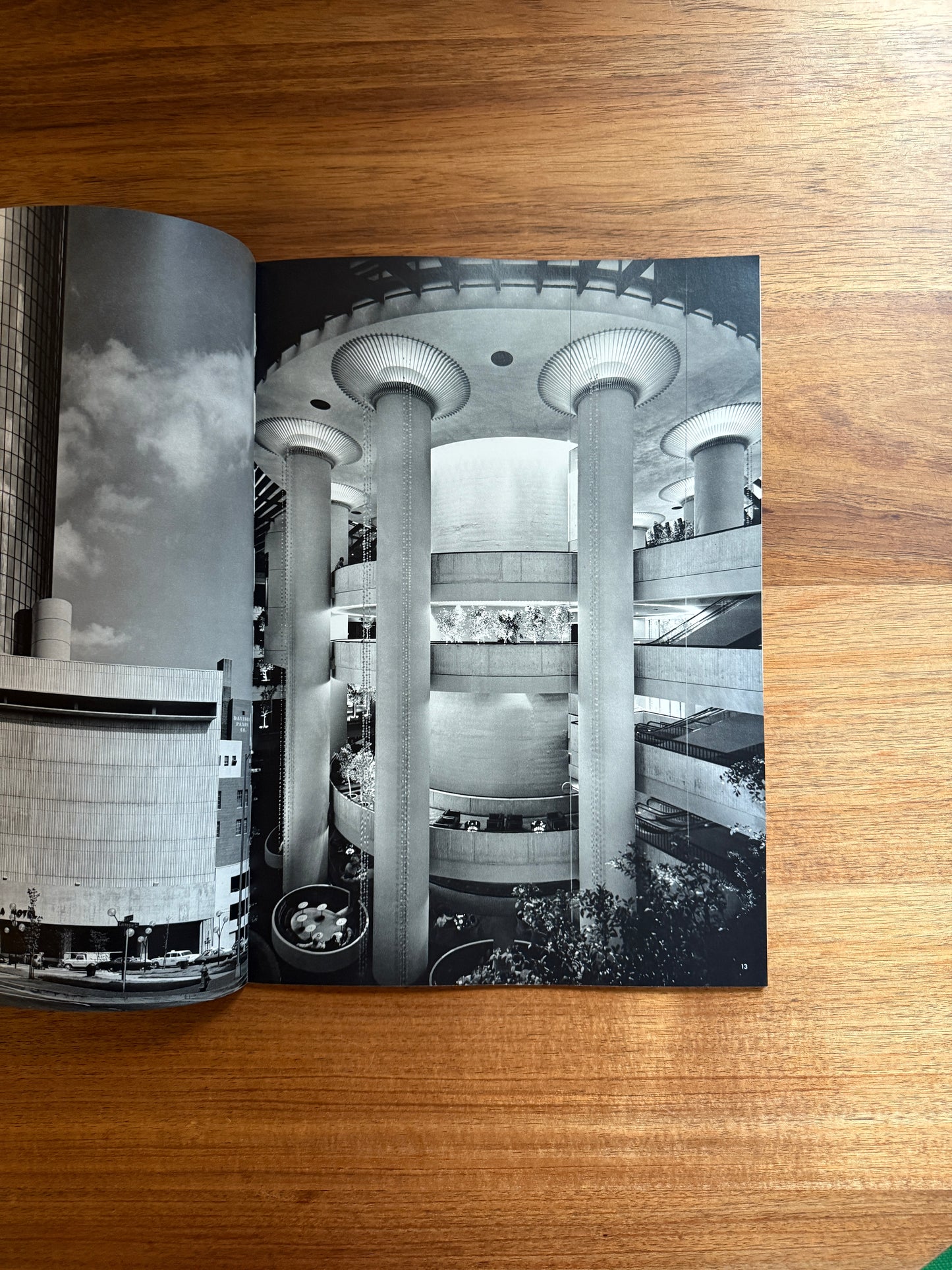 John Portman. Global Architecture GA57
