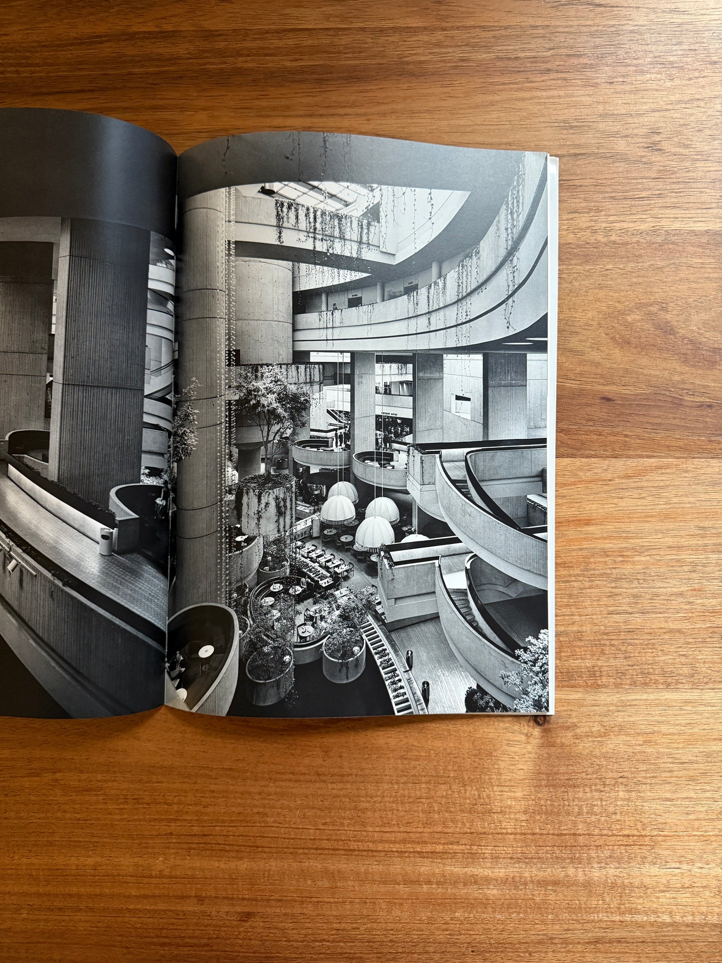John Portman. Global Architecture GA57
