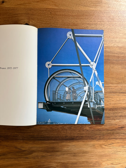 Centre Beaubourg (Centre Pompidou) Global Architecture GA44