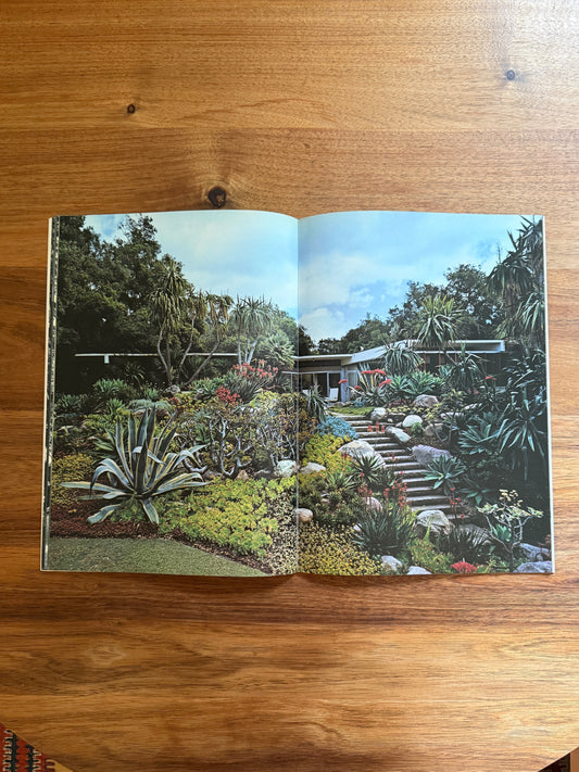 Richard Neutra Kaufmann and Tremaine Houses. Global Architecture GA8