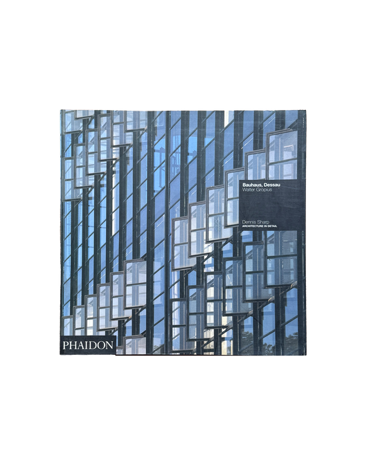 Bauhaus, Dessau: Walter Gropius