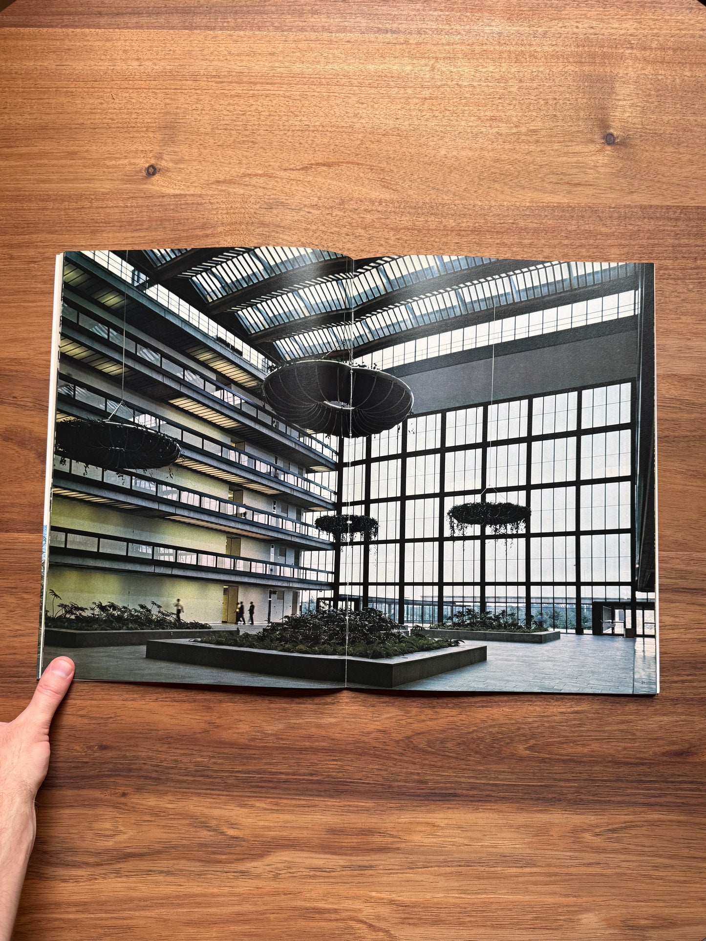 Eero Saarinen. Global Architecture GA6