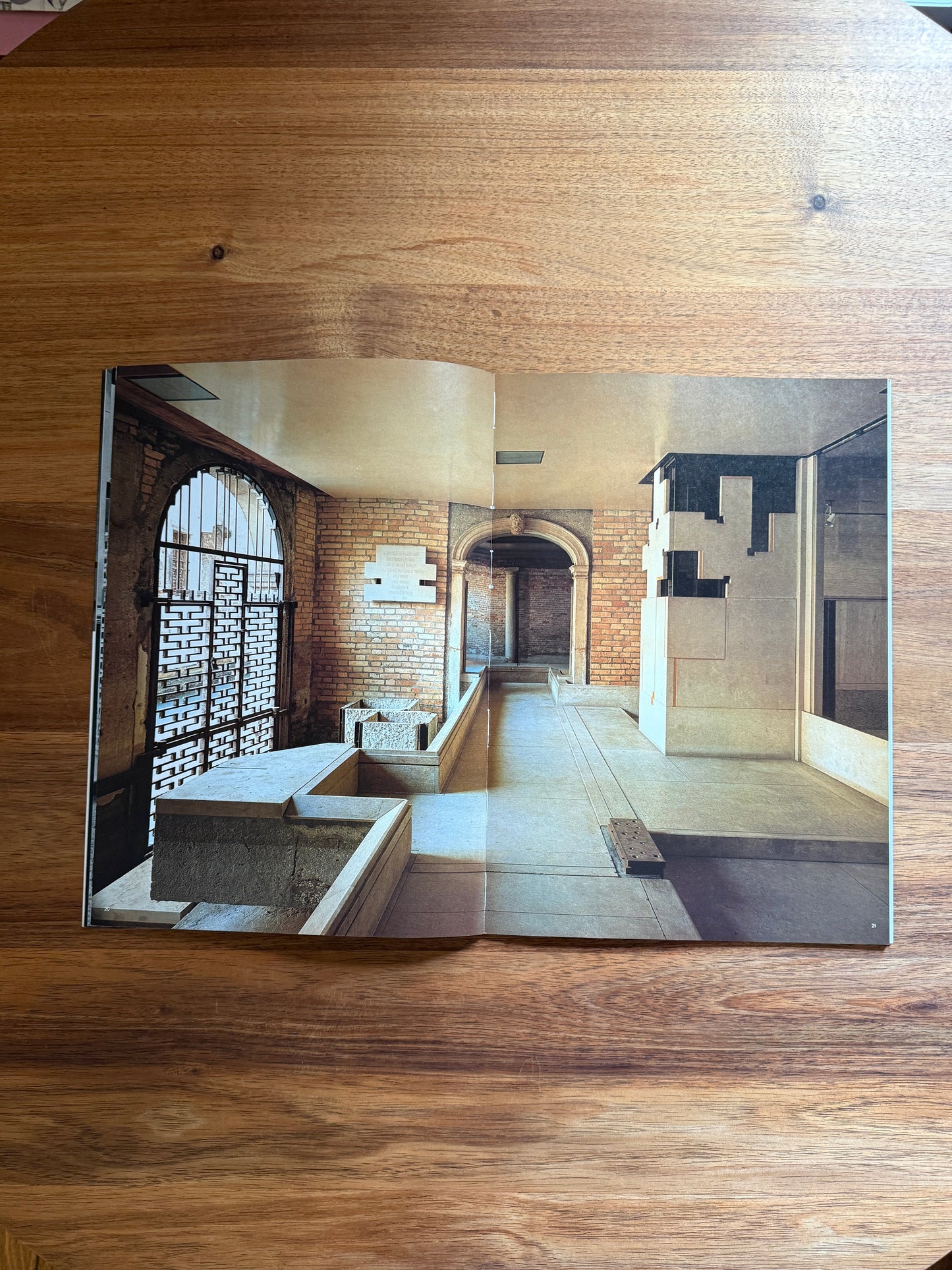 Olivetti Showroom, Querini Stampalia, Castelvechio Museum. Global Architecture GA51