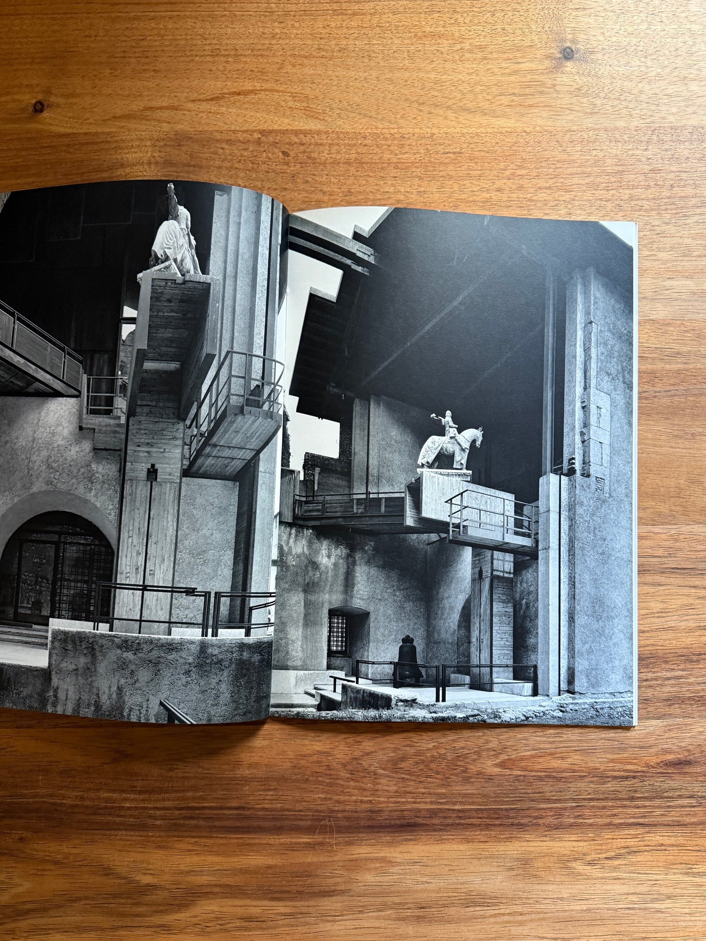 Olivetti Showroom, Querini Stampalia, Castelvechio Museum. Global Architecture GA51