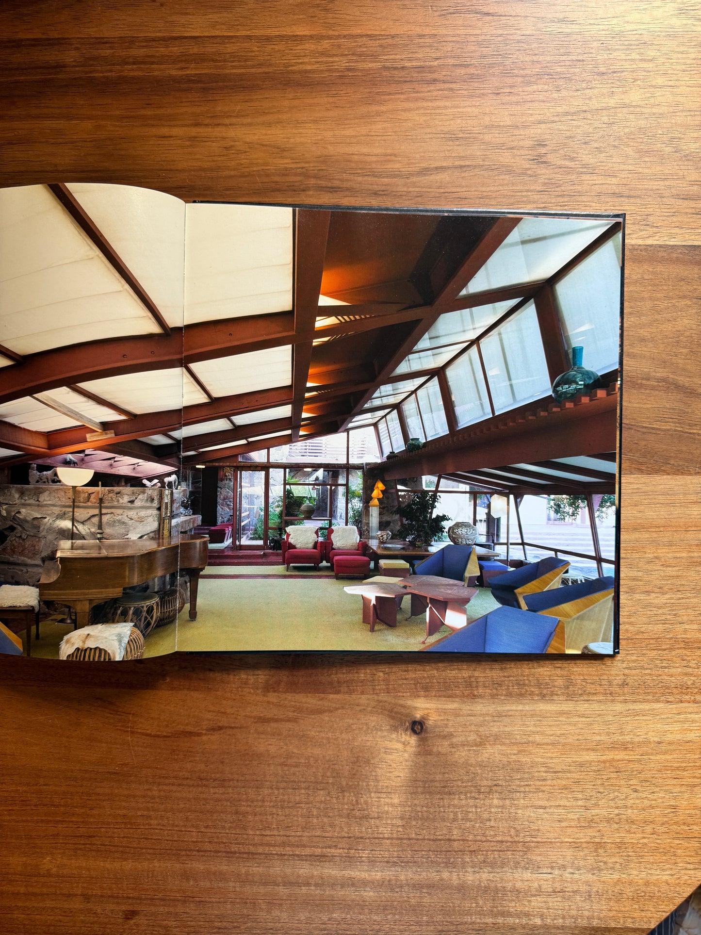 Frank Lloyd Wright: The Rooms