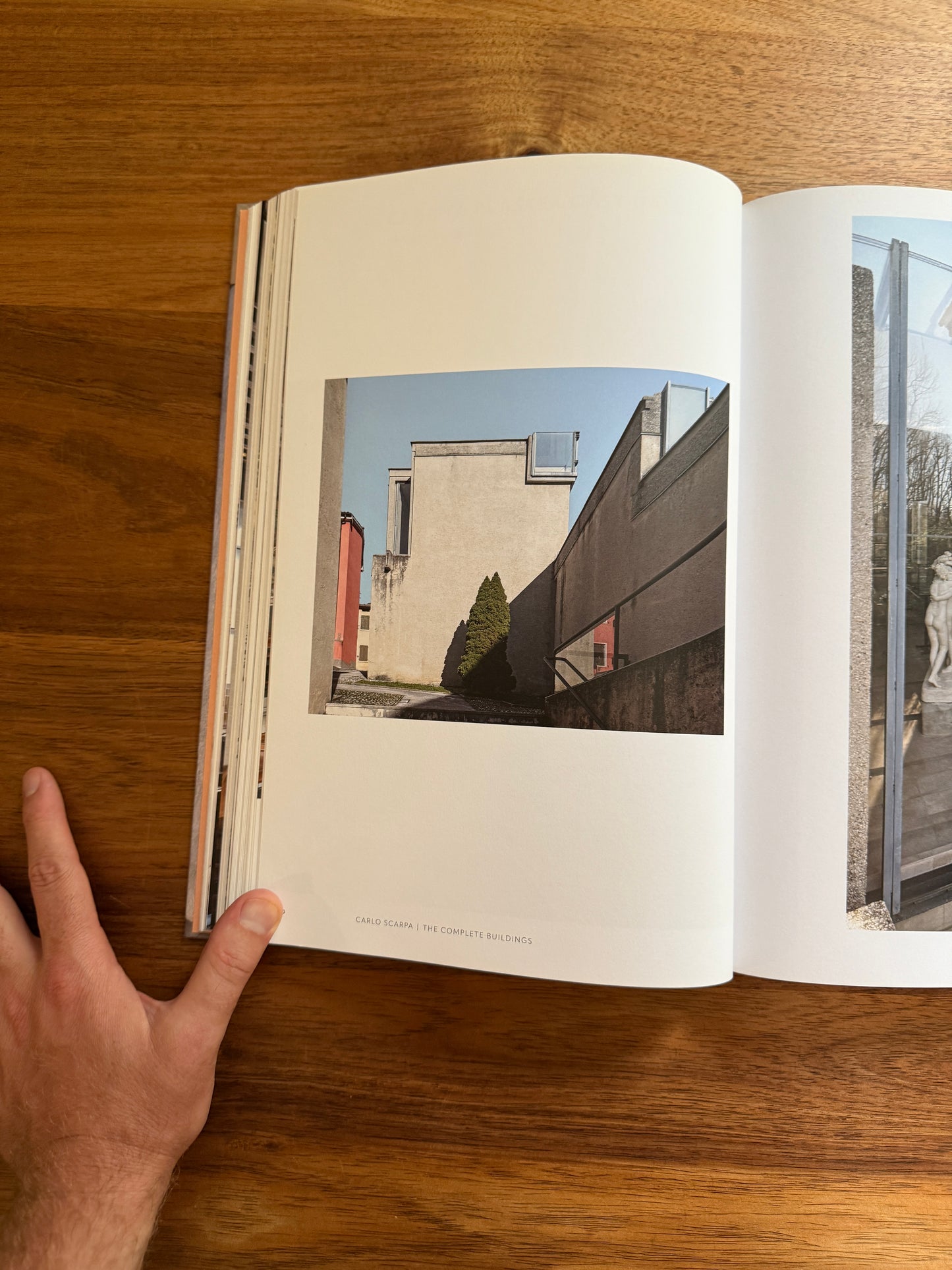 Carlo Scarpa: The Complete Buildings