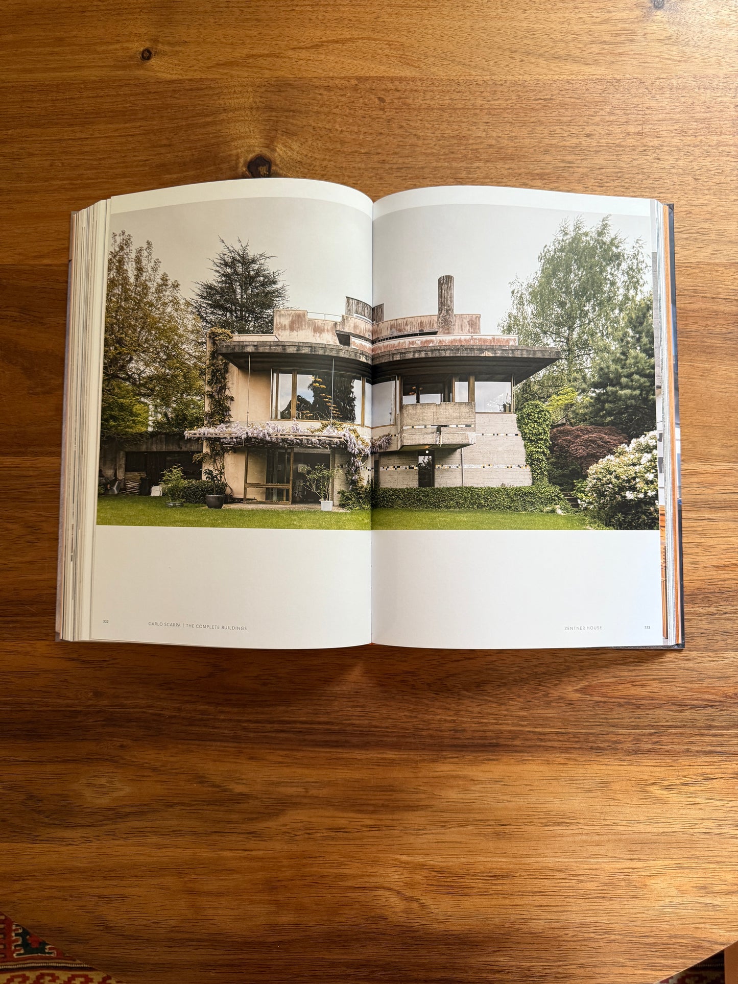 Carlo Scarpa: The Complete Buildings